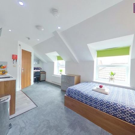 Victoria House Apartment Ковънтри Екстериор снимка